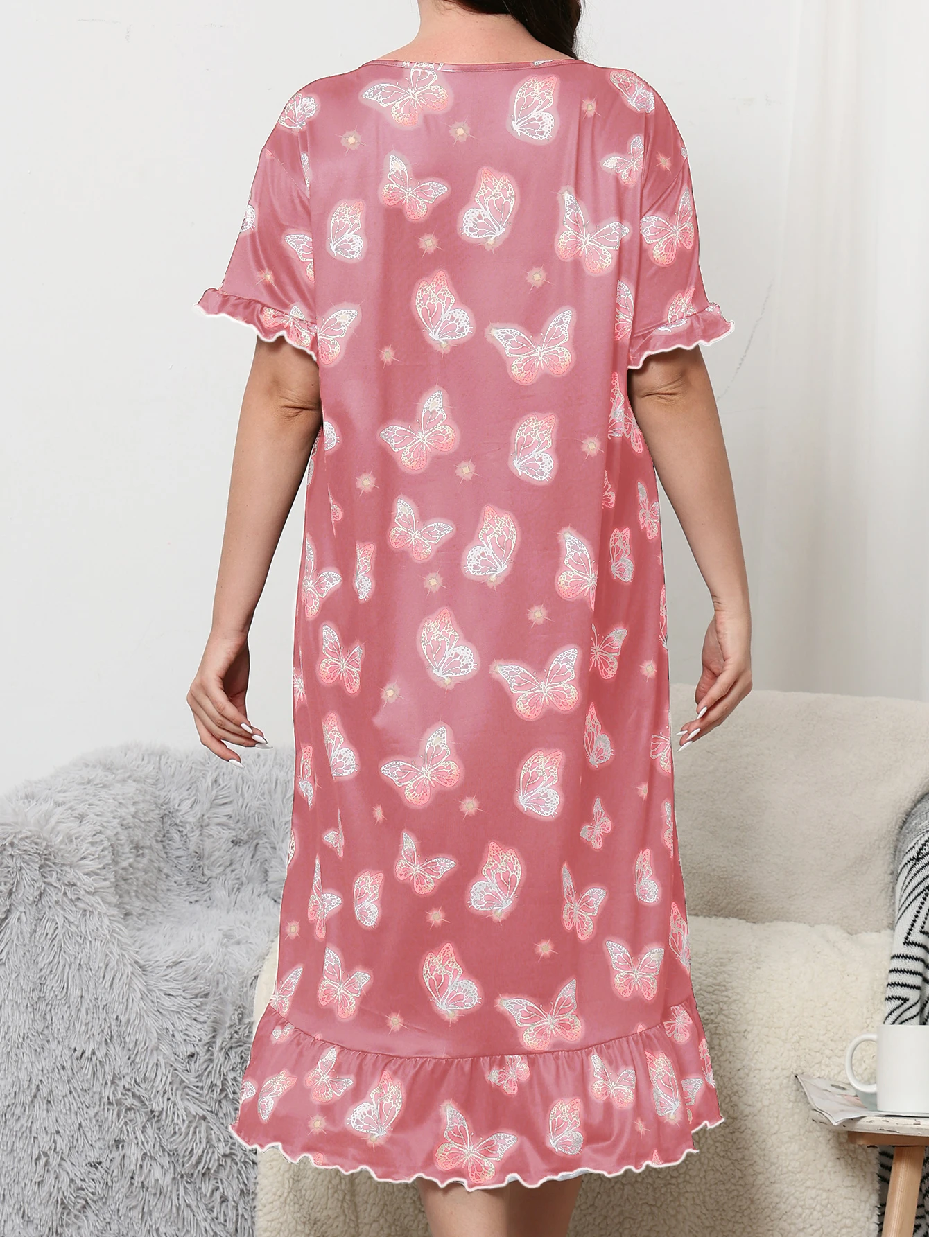 Large size women\'s pajamas home clothing cute butterfly print pink long short sleeved pajama skirt