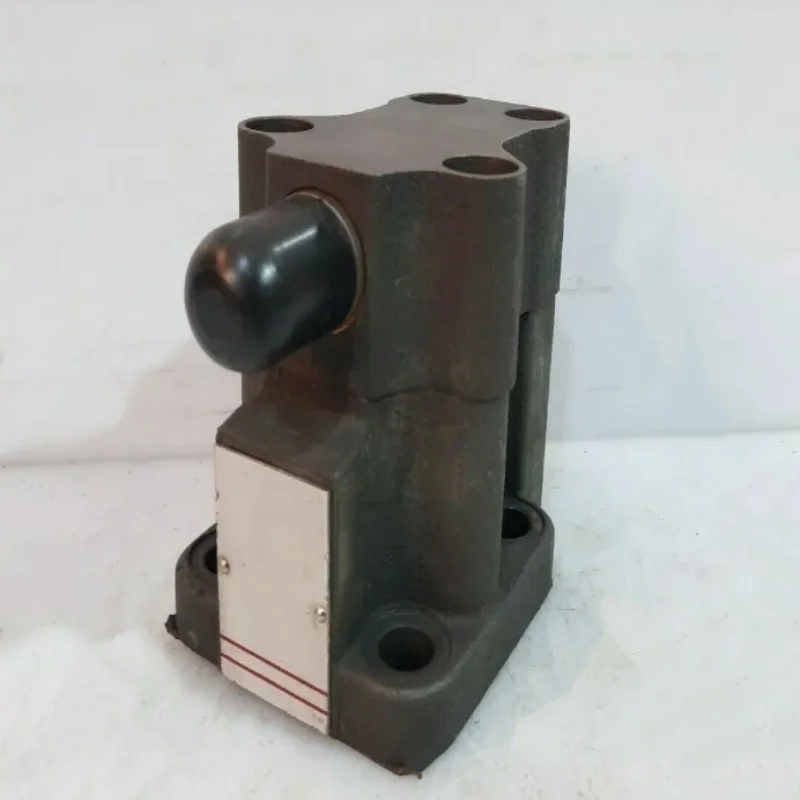 

Brand new original overflow valve ARE-15/150/V 44 AGAM-10/100 34 AGAM-10/210 34 AGAM-10/315 34 AGAM-20/11/210-I