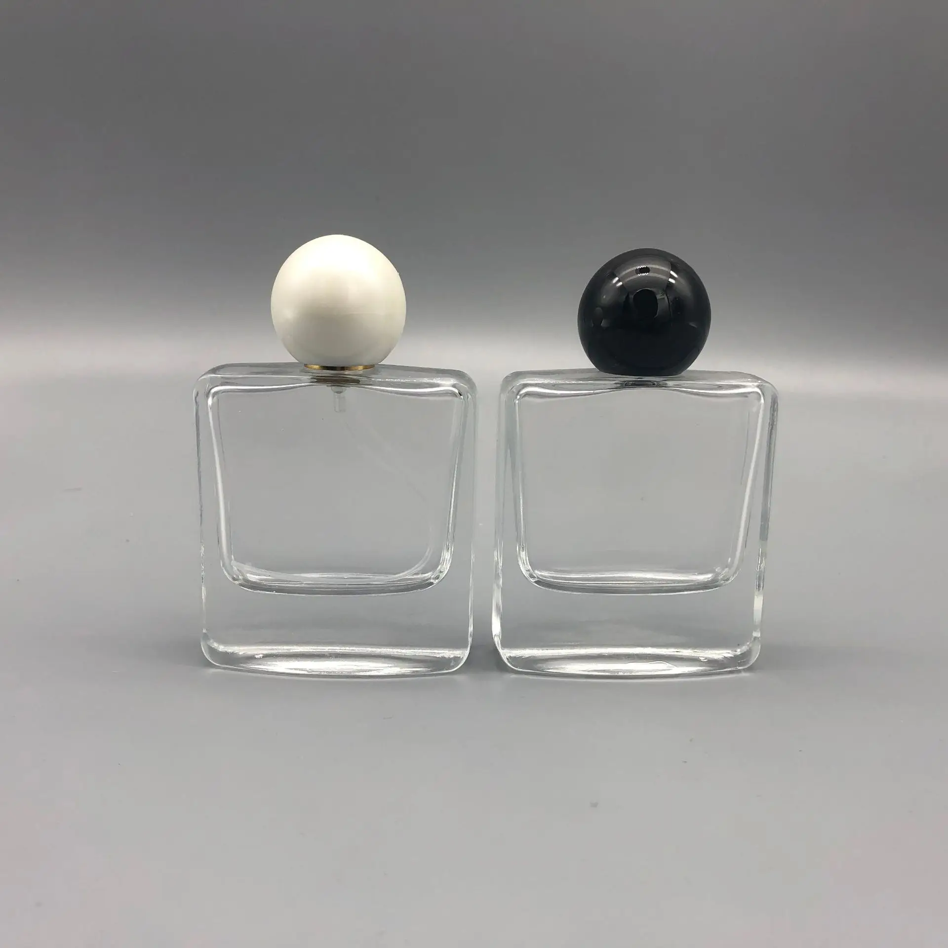 

50ML Premium Perfume BottlePortable Perfume Dispenser Flat Square Bayonet Glass BottleCosmetic Spray Bottle Skin Care Tool