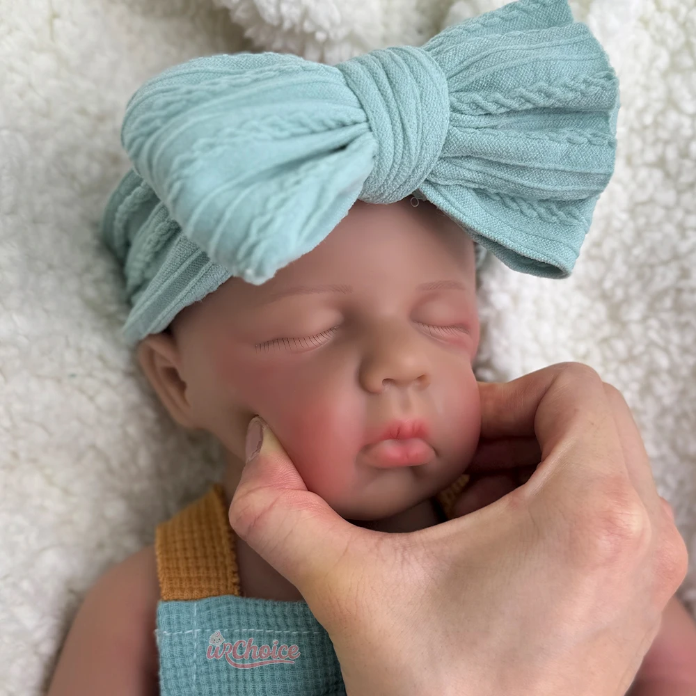 ลูลู่ตุ๊กตารีบอร์นสีเข้มและสีอ่อนสำหรับของขวัญวันเกิด ตุ๊กตาซิลิโคนแข็งเต็มรูปแบบอาบน้ำได้ตุ๊กตาสำหรับนักสะสม