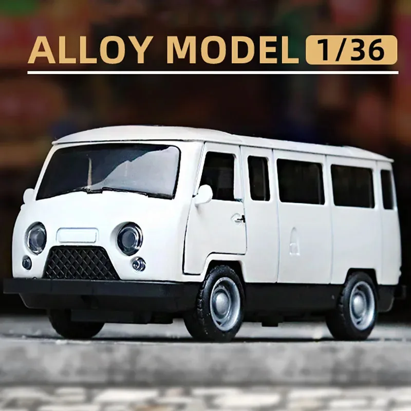 Die Cast Alloy Vintage Van Off-road Car Model Pull Back Miniature Vehicle Toys For Children Collection Gifts