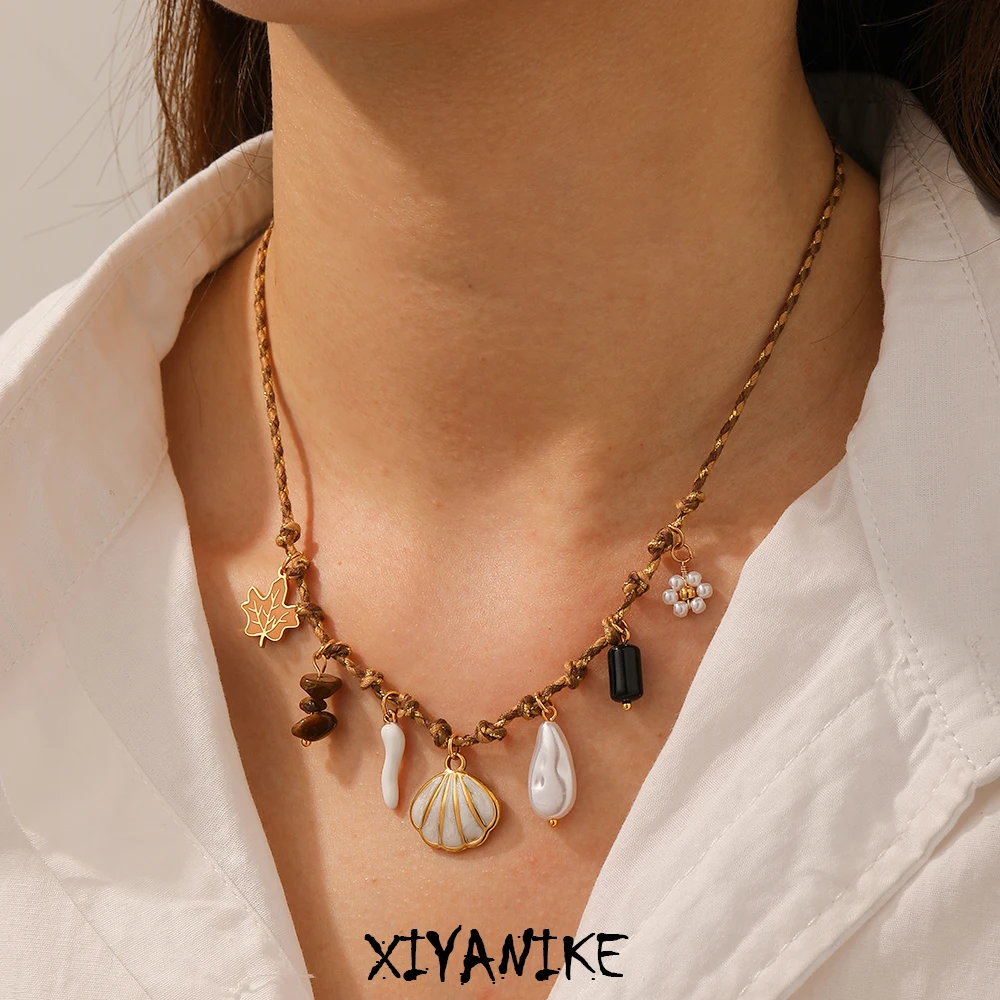 

XIYANIKE 316L Stainless Steel Novelty Design Maple Leaf Pearl Flower Shell Pendant Necklace Women Advanced Texture Neck Chain