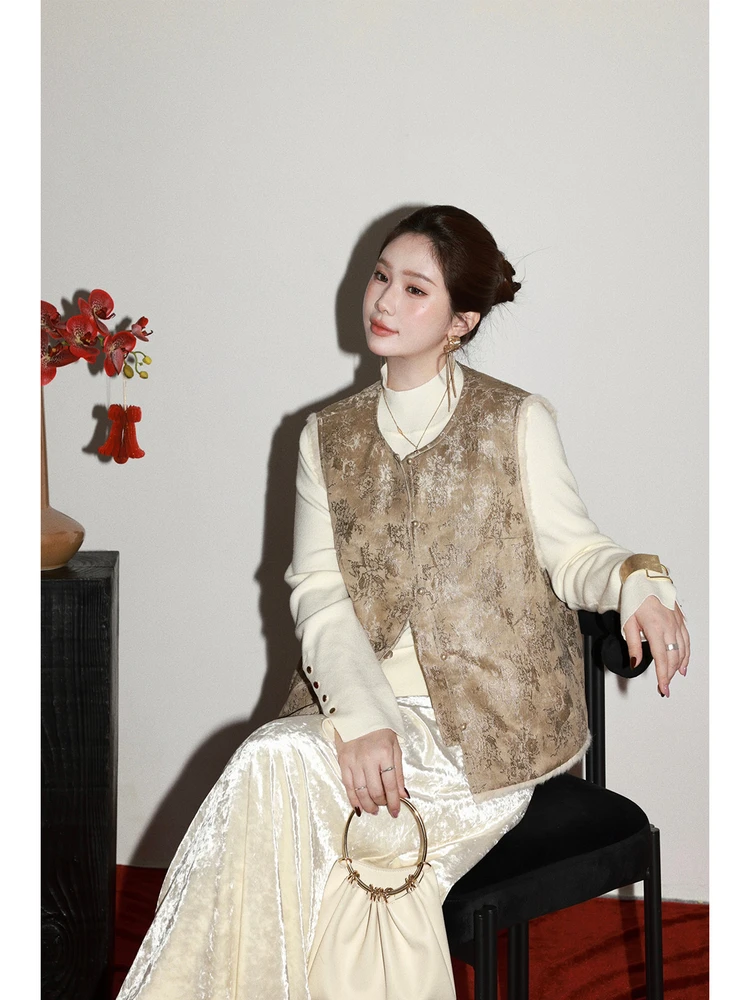 

plus Size Women's Jaet Du down Vest Traditional Chinese Sle Floral Embroidery Warmth round Ne Single Button Closure