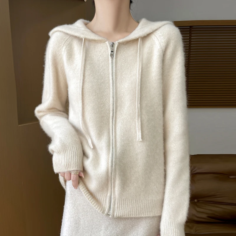 Autumn and winter new women\'s 100% merino cardigan hooded collar solid color thickened loose casual fashion cashmere pullover.