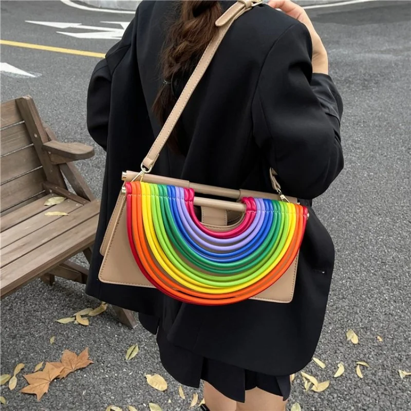 Tas Tote Wanita Mewah Terbuat Dari Kulit Berkualitas Tinggi Menampilkan Gaya Kasual Sederhana Vintage Dan Tampilan Komuter Terkenal ​