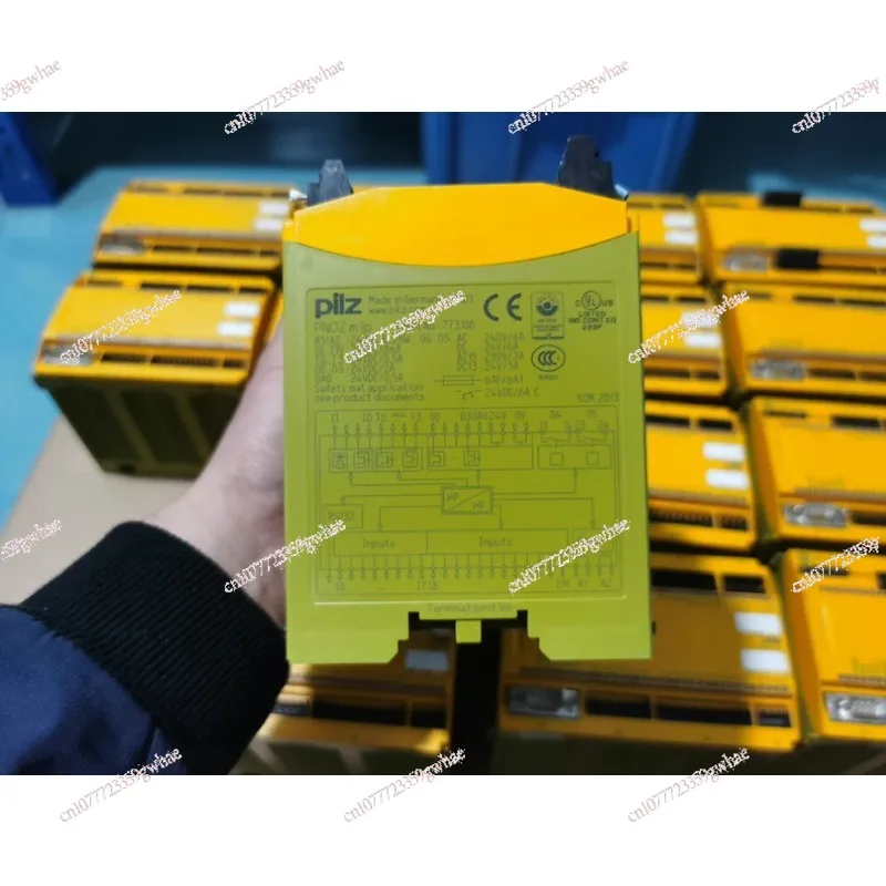 Non-brand new PNOZ m1p ID773100 equipment disassembly