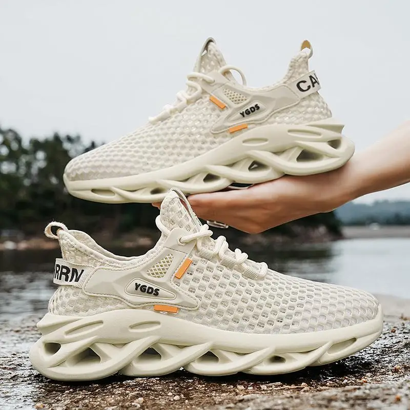 Breathable Men\'s Shoes Mesh Sneakers Fashion Lightweight Casual Shoes Outdoor Soft Sole Male Running Shoes Non Slip Tennis Shoe