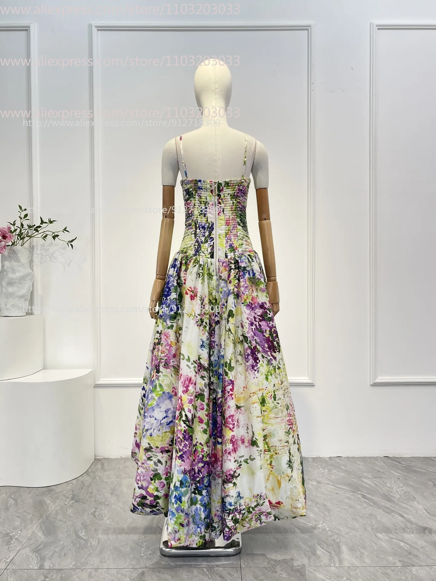 เดรสทรงเอไลน์สีเขียวพิมพ์ลายดอกไม้คุณภาพสูงปี 2026 แขนกุด ทรงดอกไม้บาน ความยาวปานกลาง สำหรับผู้หญิง