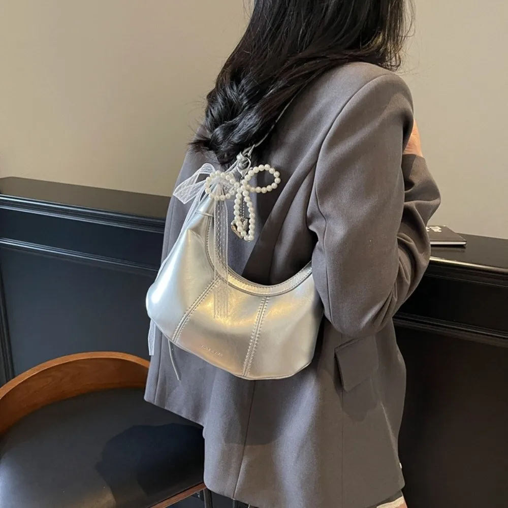 

PU Leather Korean PU Crossbody Bag with Pendant Bow Love Heart Korean Underarm Bag Large Capacity Dumpling Bag