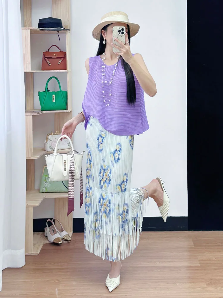 

Three Houses Summer Outfit Purple Ruffle Hem Sleeveless Vest And Skirt Set Casual Style Breathable Polyester Fabric round Neck