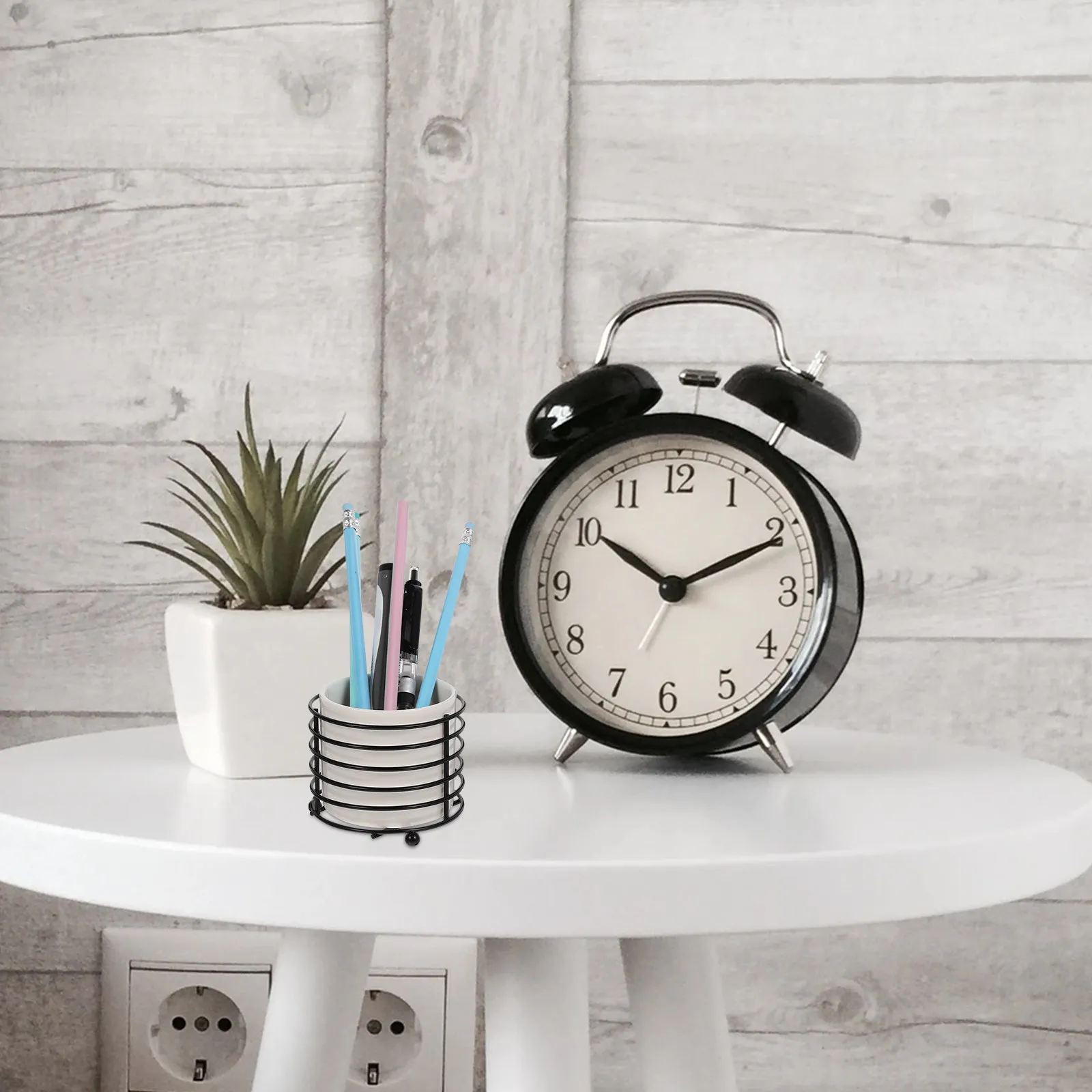 Ceramic Pen Holder Makeup Brush Organizer Desktop Stationery Holder Iron Art Stand for Office Study Vanity Table Storage