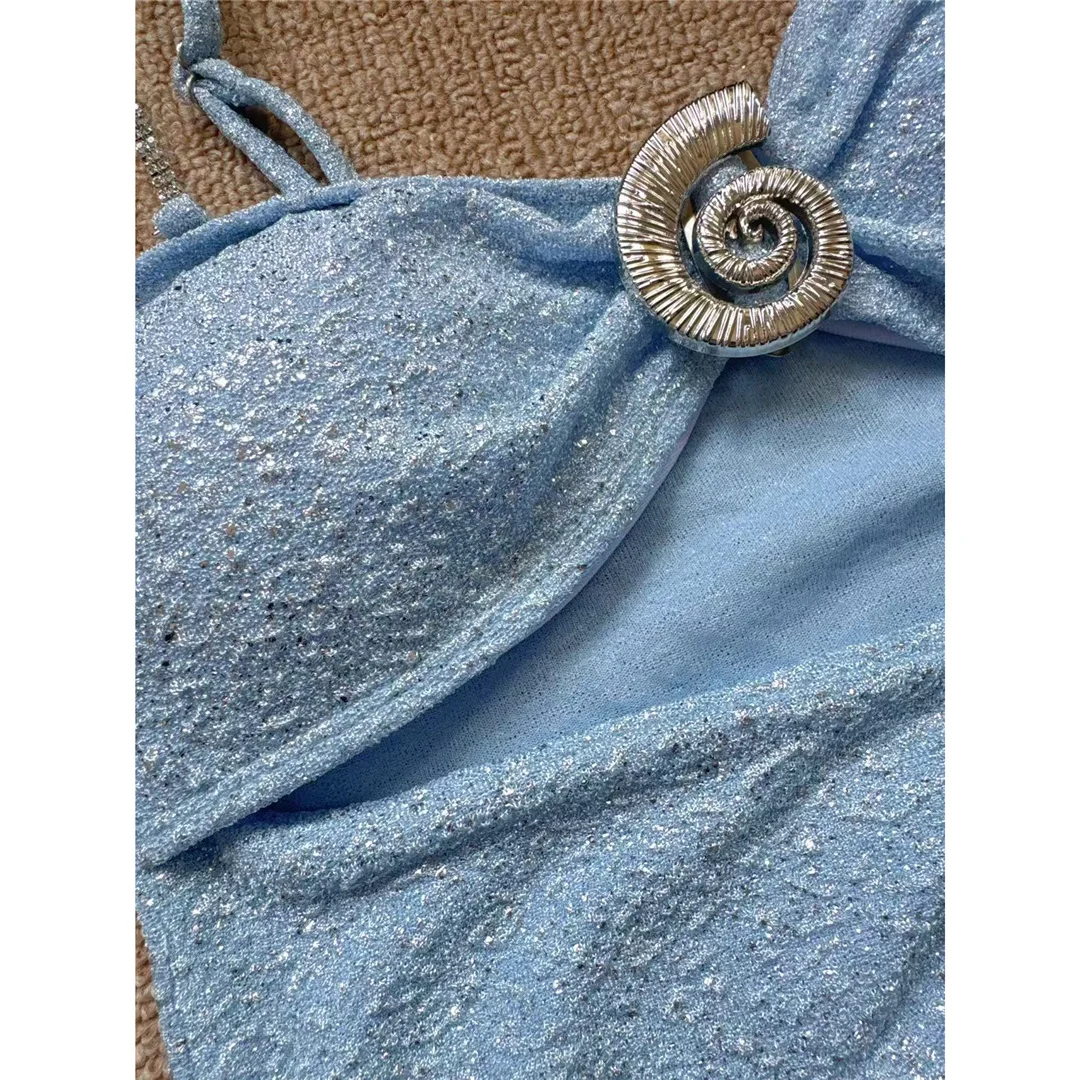 Badeanzug mit Ausschnitt am Bauch, Metallring, Damen-Badeanzug, einteiliger Badeanzug, Damen-Badeanzug mit hohem Beinausschnitt, Monokini, gepolsterter Badeanzug, Badeanzug, Modell V7032. – Detail 7