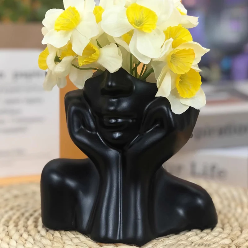 1PCS Creative Human Body Art Styling Office Supplies Desktop Multifunctional Storage Pen Holder Makeup Brush Holder Decoration