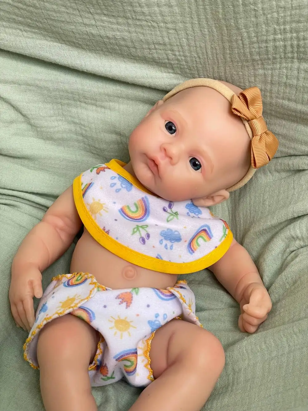 Bambola rinata per tutto il corpo in silicone da 12 pollici, occhi aperti realistici, bella bambina