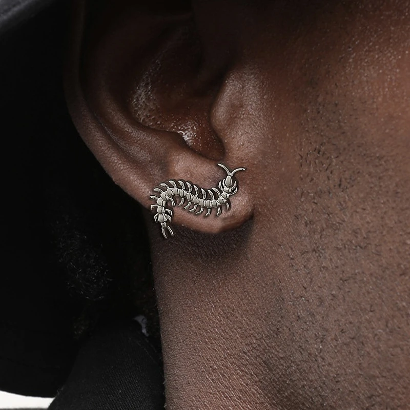 

A Personalized Stainless Steel Centipede Earring, Trendy Men's and Women's Hip-hop Rock Avant-garde Jewelry Ear Studs
