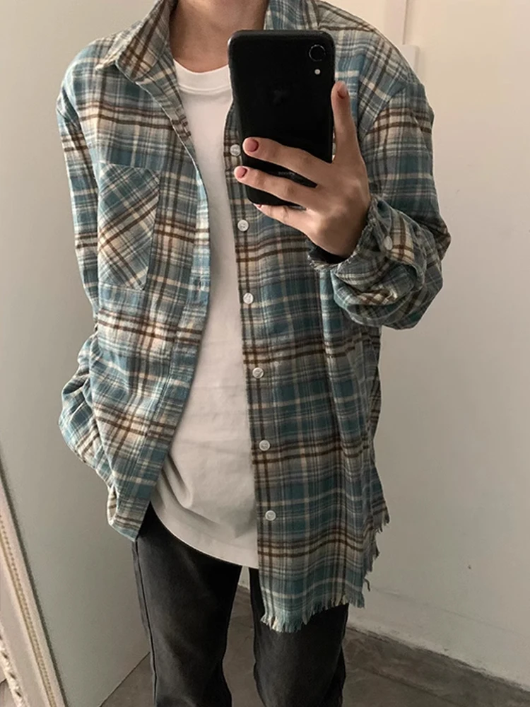 

Мужская винтажная куртка в американском стиле с эффектом потертости и рваными деталями, весна-осень