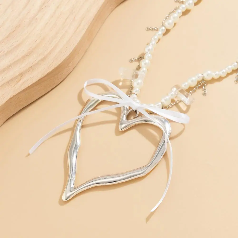 Layered Necklace Set Teen Girls Starter Necklace Women’s Faux Pearl Necklace with Big Heart Pendant Hollow Chain for Parties