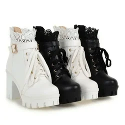 2024 Świetna jakość Block High Heels Women Ankle Boots White Shoes Lace Decor Lace Up Chunky Heeled Fashion Platform Boots Verclo