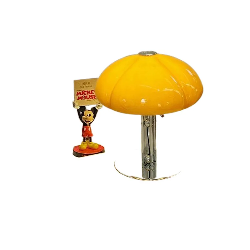 Lampu Meja Bentuk Jamur Gaya Bauhaus Korea, Lampu Meja Labu Desainer dengan Pengisian Daya Canggih, Dekorasi Kamar Tidur