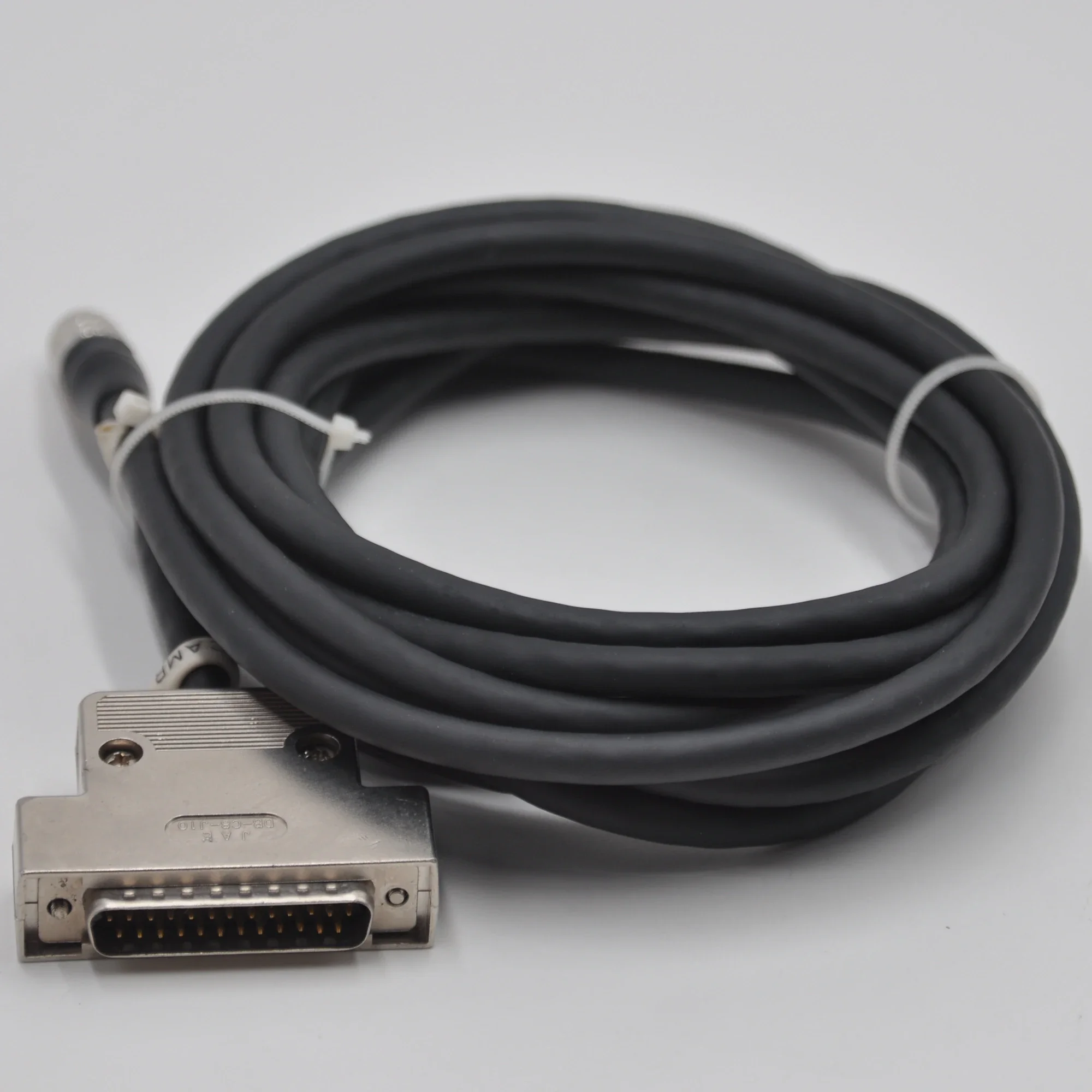 Airlines  DB-C8-J10 3.6m Data Cable Connection Cable Used