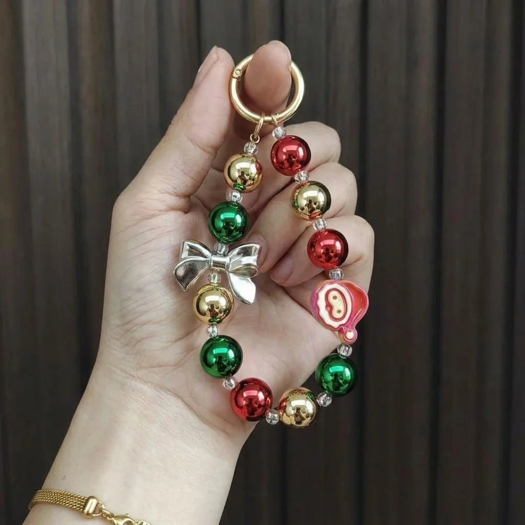 Christmas Round Beaded Key Chain Acrylic Pendant Charm for Phone Bag Purse Christmas Key Ring for Bag Pendant Xmas Party Gift