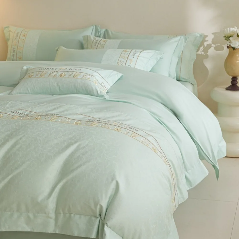 Winter Long-staple Cotton Thickened Jacquard Embroidery Household Quilt Cover Flat/Fitted Bed Sheet Pillowcase Four-piece Set 4
