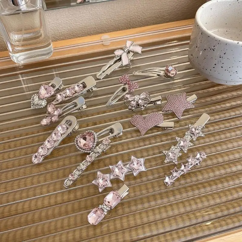 Modische Luxus-Haarspangen mit Kristallen, Vintage-Herz-Design, rosa Strasssteine, silberne Haarklammern für Damen und Mädchen, süße Haarspangen, Haaraccessoires. – Detail 5
