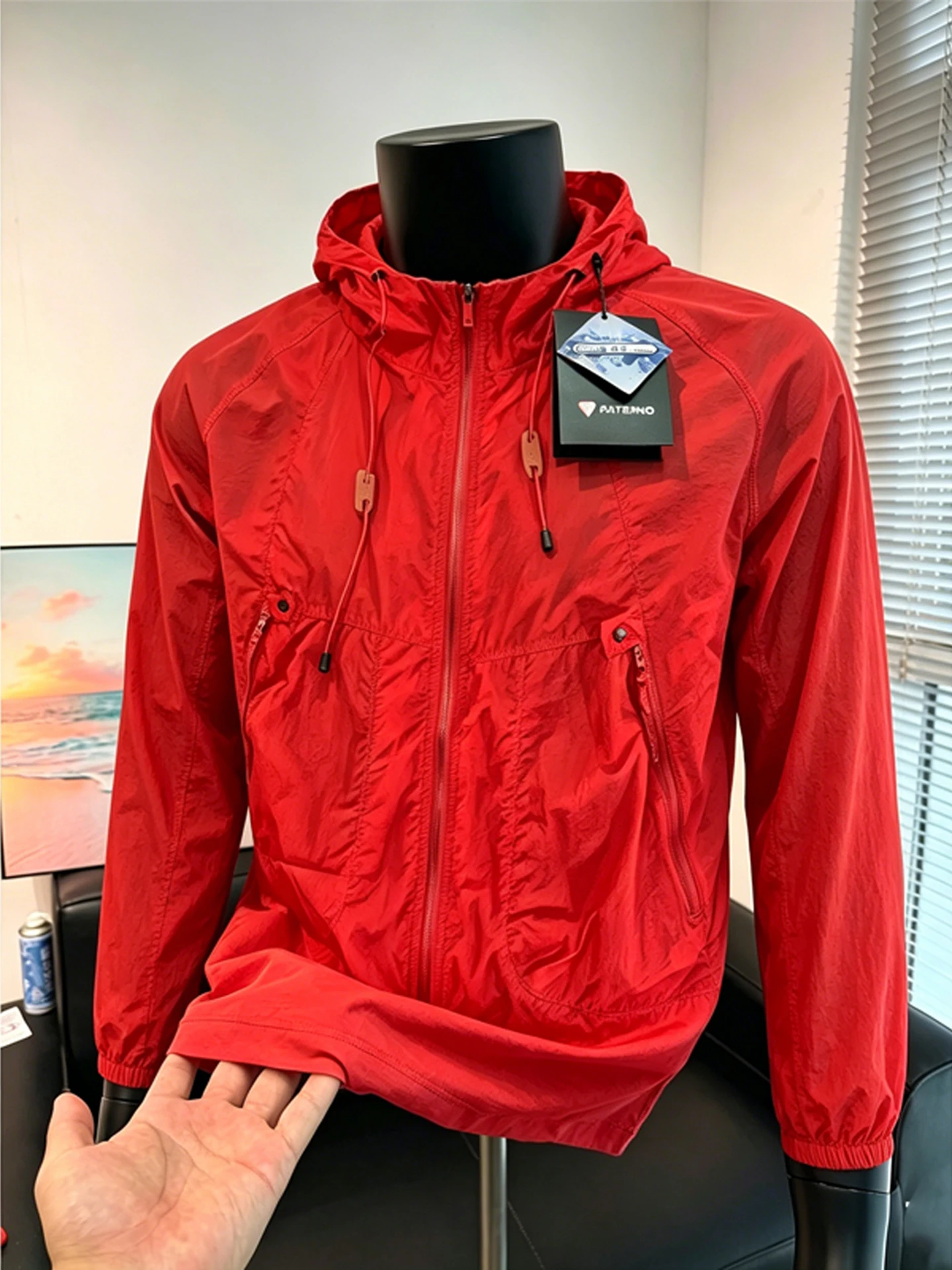 Quick Dry UPF50 Red Men's Summer Lightweight Outdoor Sports Cycling Casual Hooded Jacket Thin Model Ice Sensation Fiber