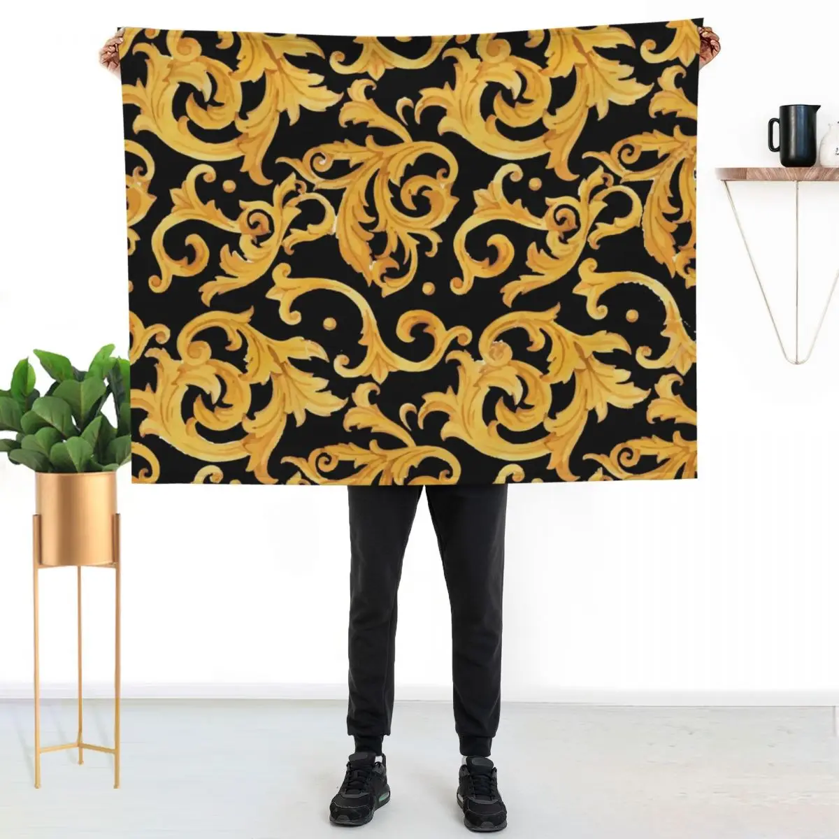 

Baroque Pattern Throw Blanket Warm Comfortable Blanket Gift for Parents Friends