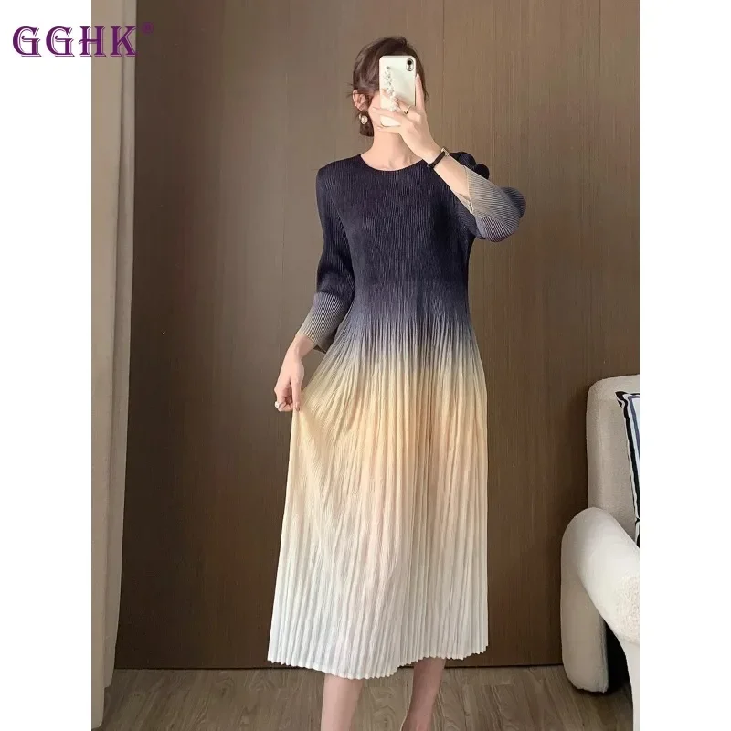 

GGHK Miyake Pleated Gradient Color Women Dress 2024 Spring New Loose Plus Size Design Elegant Evening Party Dresses