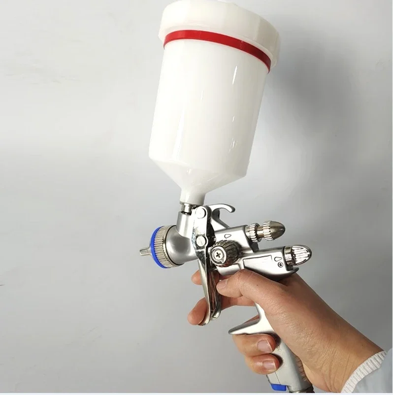 German official genuine 1000-111 car spray gun, high-efficiency topcoat, clear coat, sheet metal spray gun