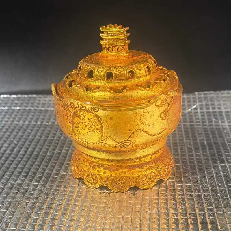 Brass creative gold-painted, openwork Dunhuang-style incense burner with lid a decorative piece for home a tea ceremony incens