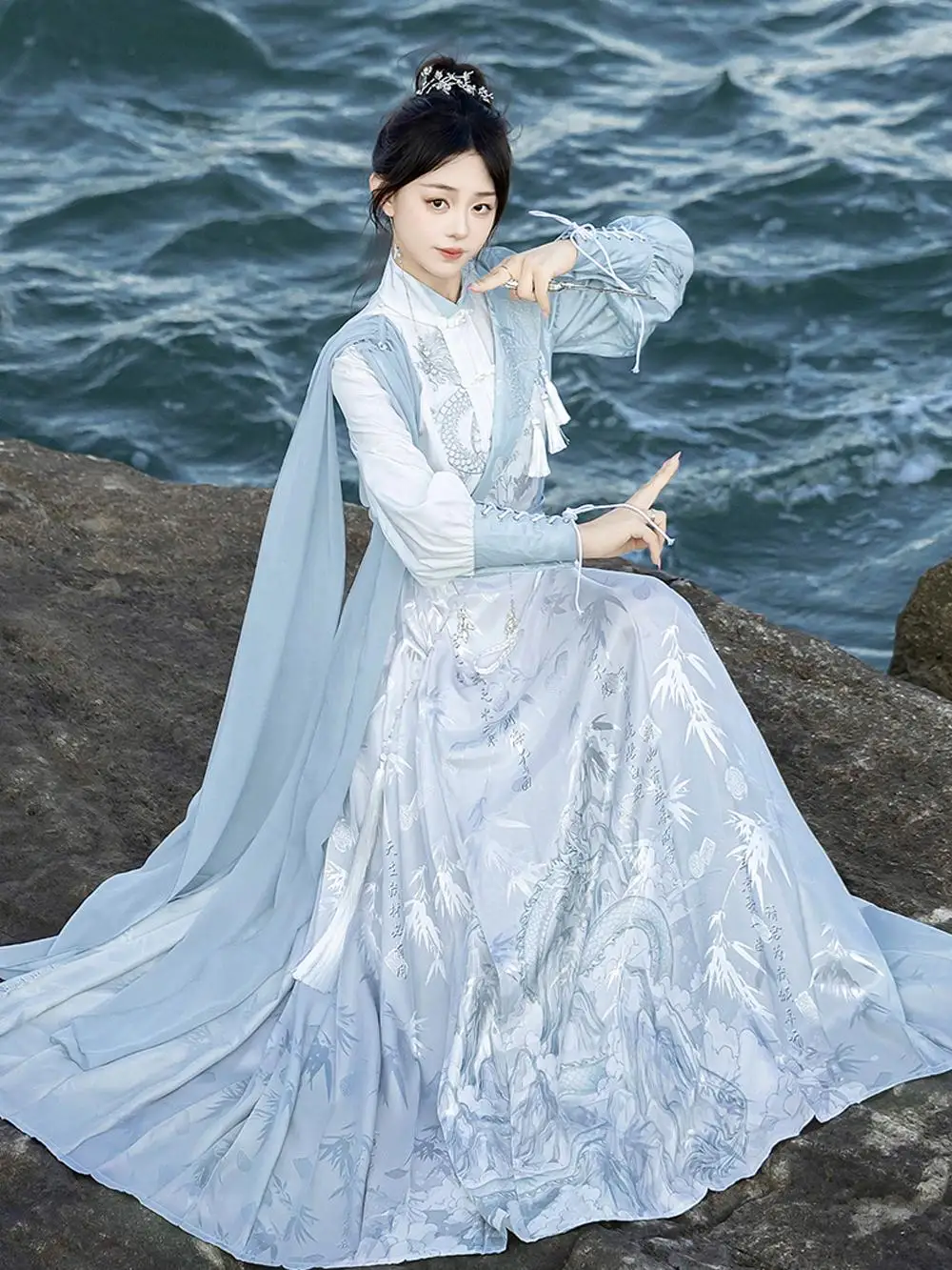 nouvel-ensemble-de-costumes-hanfu-pour-femme-style-chinois-pour-spectacle-et-vie-quotidienne-en-fibre-de-polyester