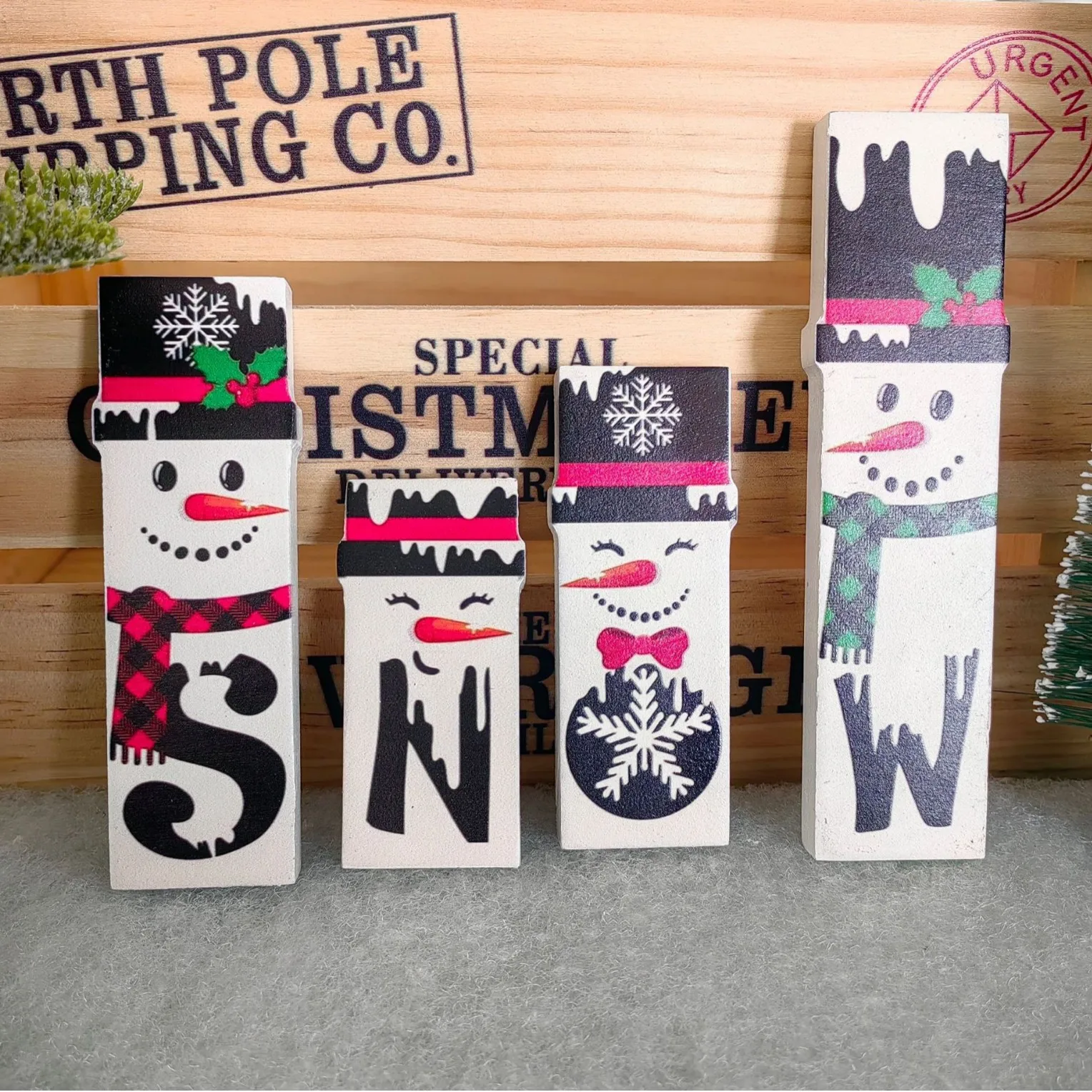 

4 Pieces Winter Wooden Snowman Decorations Christmas Tabletop Blocks Signs for Home Fireplace Mantle Decor