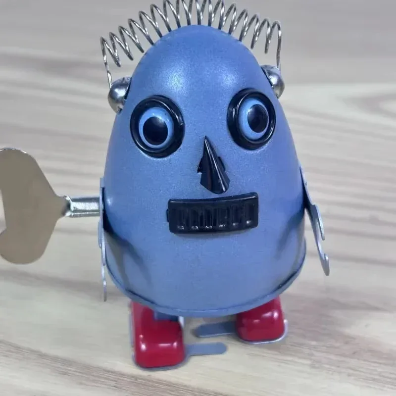Clockwork Toy Blue Pink Egg Shaped Walking Robot Brithday Christmas Gift Wind Up Toy Metal Tin Collection Retro Mechanical Toy