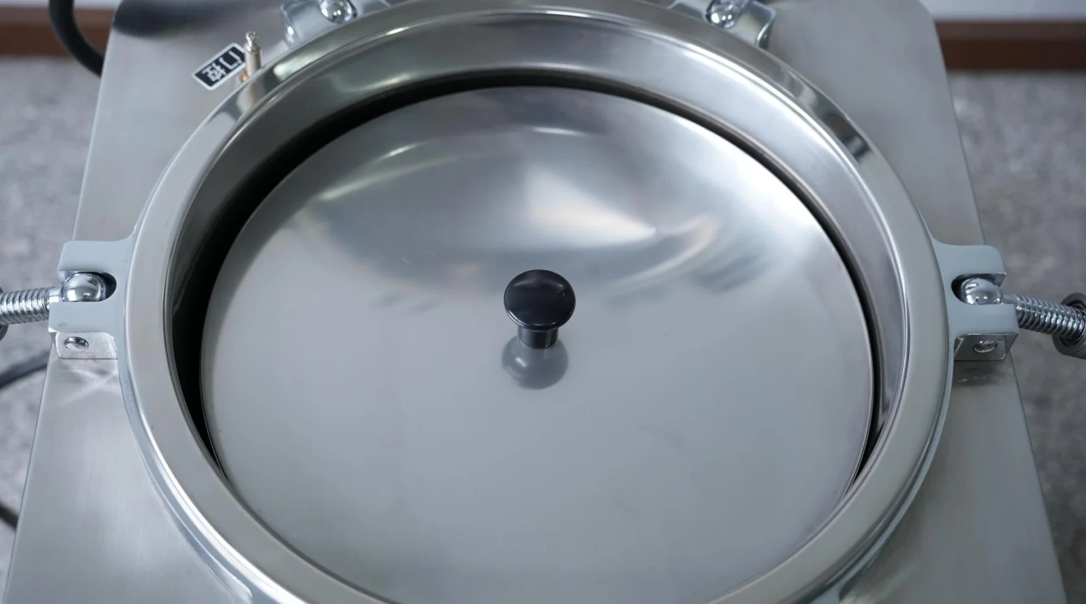 

50L Autoclave Steam Sterilizer LC-50 | Stainless Steel Pressure Sterilizer with Safety Interlock & Water Protection