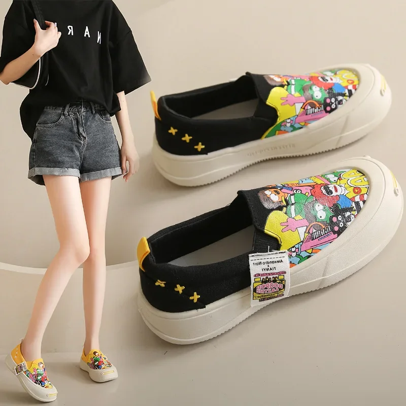 Women Platform Vulcanized Shoes 2023 New Woman Thick Sole Canvas Loafers Fashion Graffiti Sneakers Outdoor Flats Sports Shoes