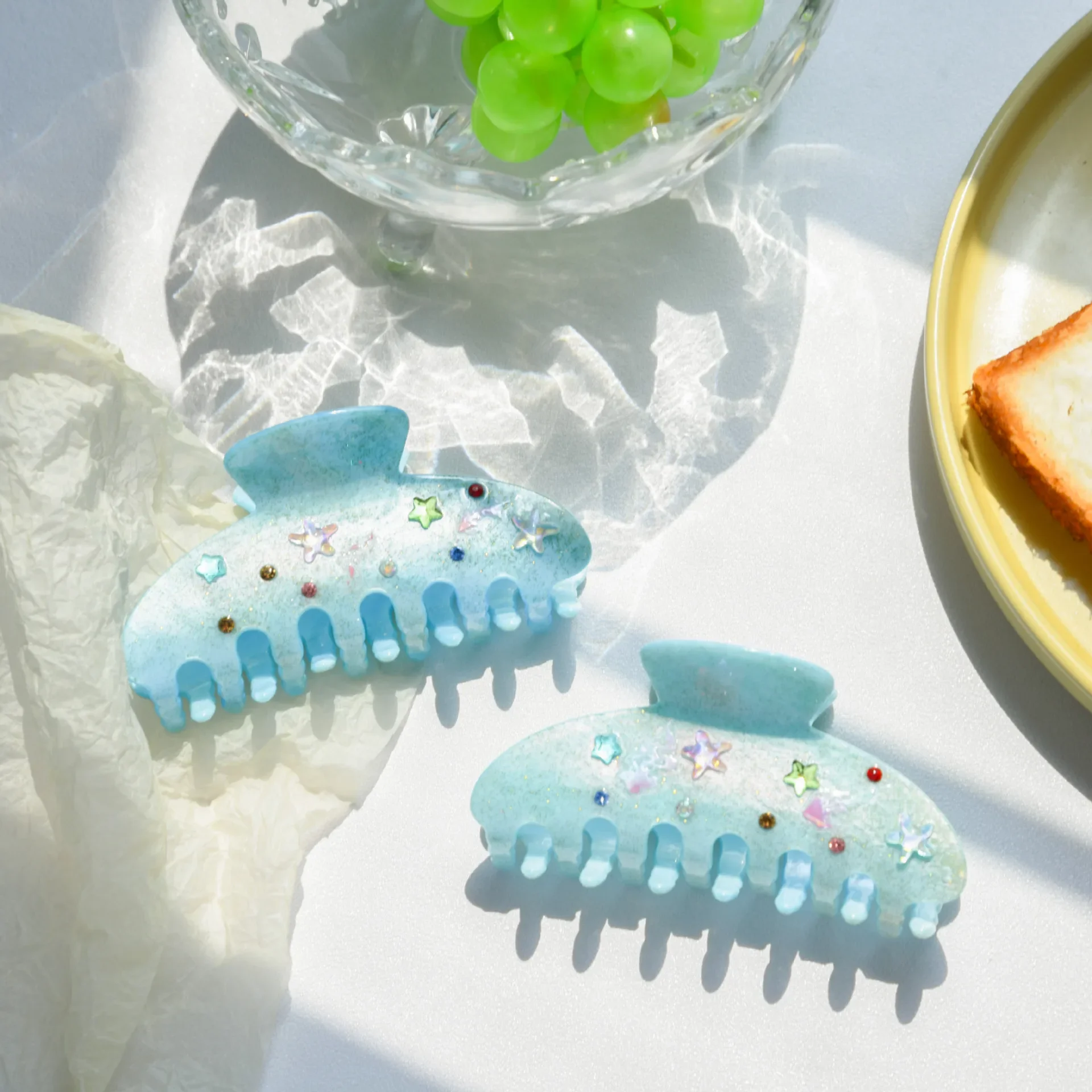 

Cool Blue Ocean Rhinestone Claw Clip Acetate Starfish Hair Claw Senior Fairy Gentle Shark Clip Women Girls for Hair Accessories
