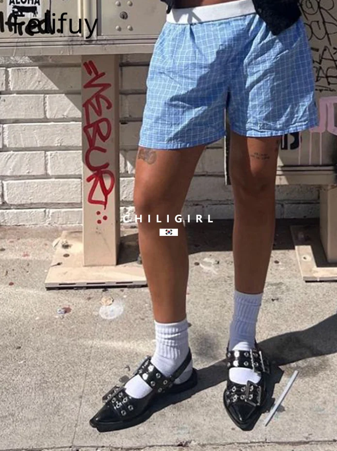 أحذية مسطحة فاخرة لعام 2025 للسيدات على الموضة بإبزيم من الخلف بمقدمة مدببة أحذية نسائية مسطحة مع أحذية سهلة الارتداء على المسامير