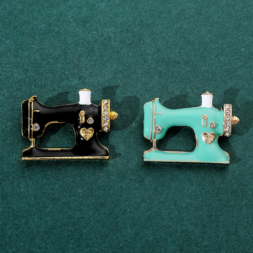 Fashion Vintage Black Sewing Machine Brooch Unisex Exquisite Enamel Pins for Shirt Suit Jacket Pin Badge Collar Jewelry Gift