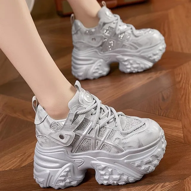 

Women's Sporty Casual Thick Bottomed Genuine Leather Dad Shoes Diamond Versatile Sneakers Fashionable All-Season Footwear