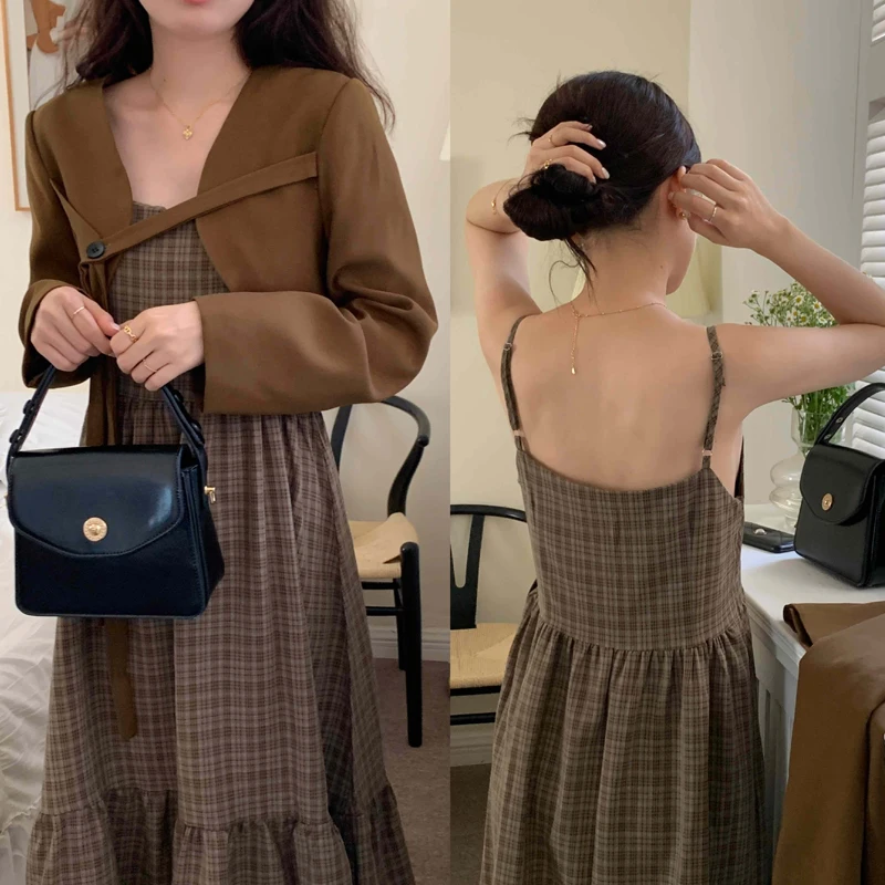 

Chic Age-Defng Plaid Dr Women's Inner Wear Long Skirt + Design Sensation ort Outerwear Set Spring Faion
