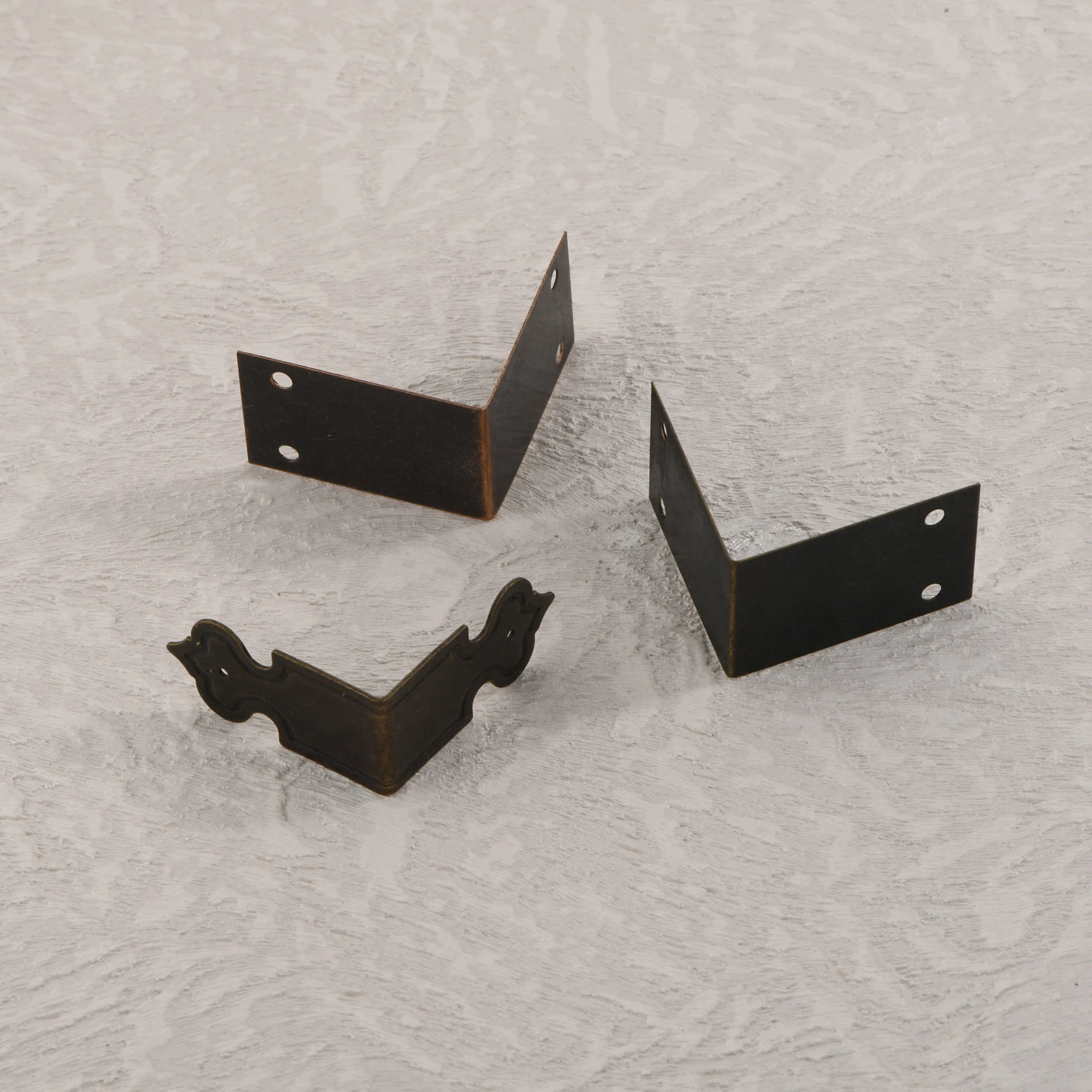 Antique Iron Material Black 90 Degree Right Angle Iron Bracket Fixing Parts, Layer Plate Bracket Hardware Connectors