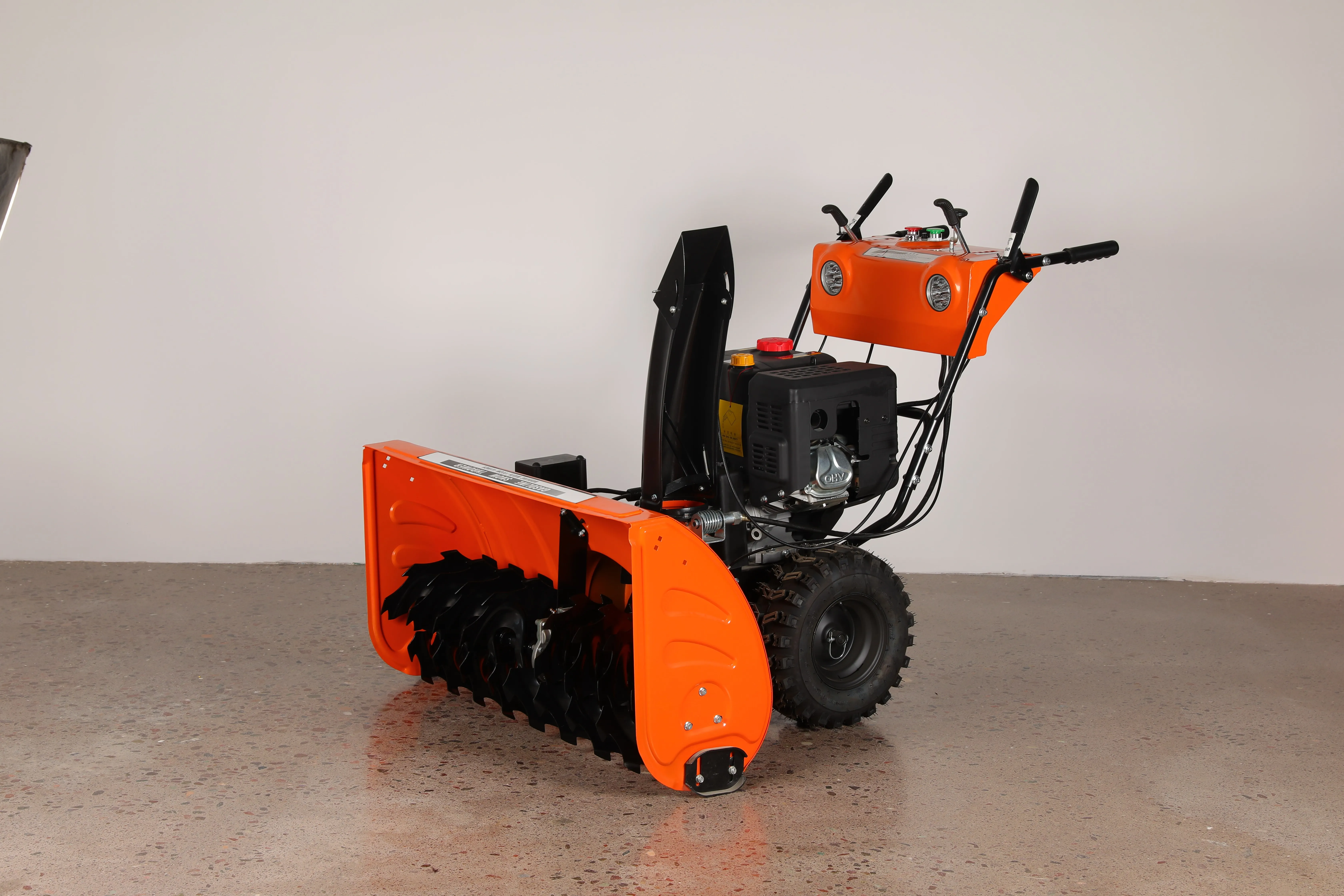 مكنسة الثلج المحمولة الأوروبية والأمريكية بسعر ضروري منفاخ ضغط الهواء الشتوي