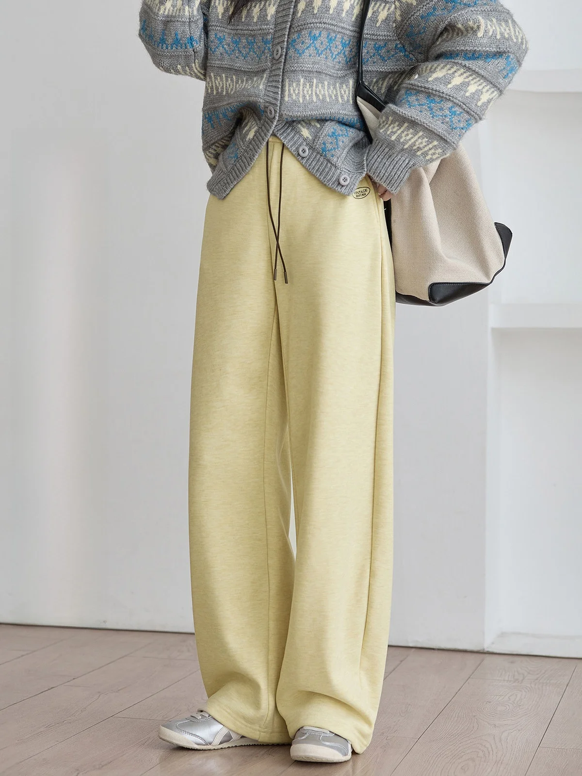 

Женские повседневные брюки с высокой талией на подкладке, весна 2026, новинка, желтые спортивные брюки на шнурке, универсальные, удобные