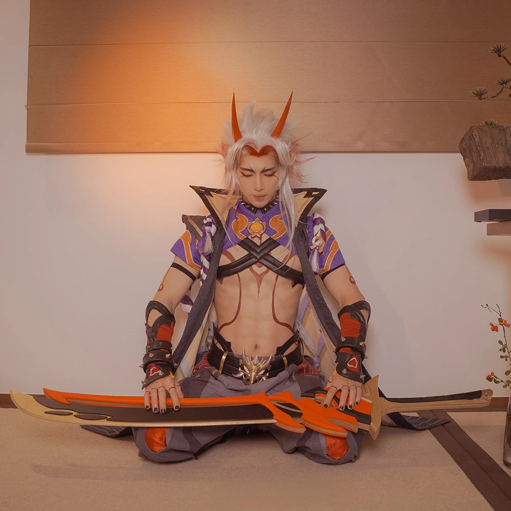 

Arataki Itto Genshin Impact Redhorn Stonethresher Customized Equipment Props Halloween Christmas Party Props