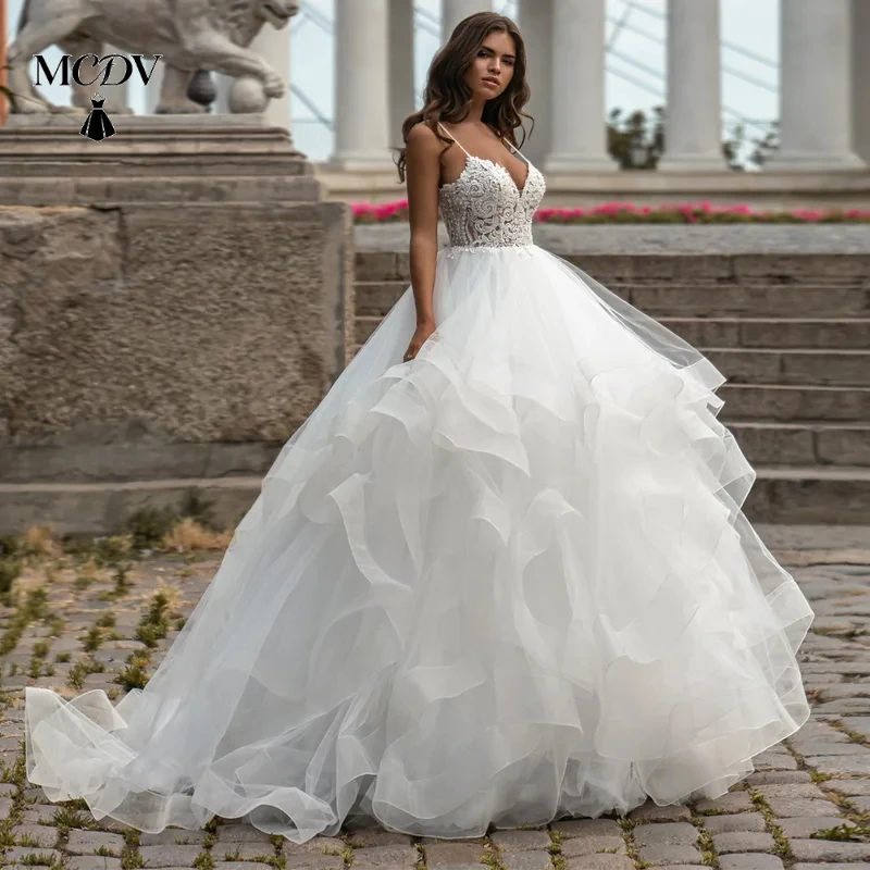 

MCDV Sexy Ball Gown Wedding Dresses Customized Spaghetti Straps Sweetheart Sparkling Beading Pearls Ruffles Bridal Gowns Women