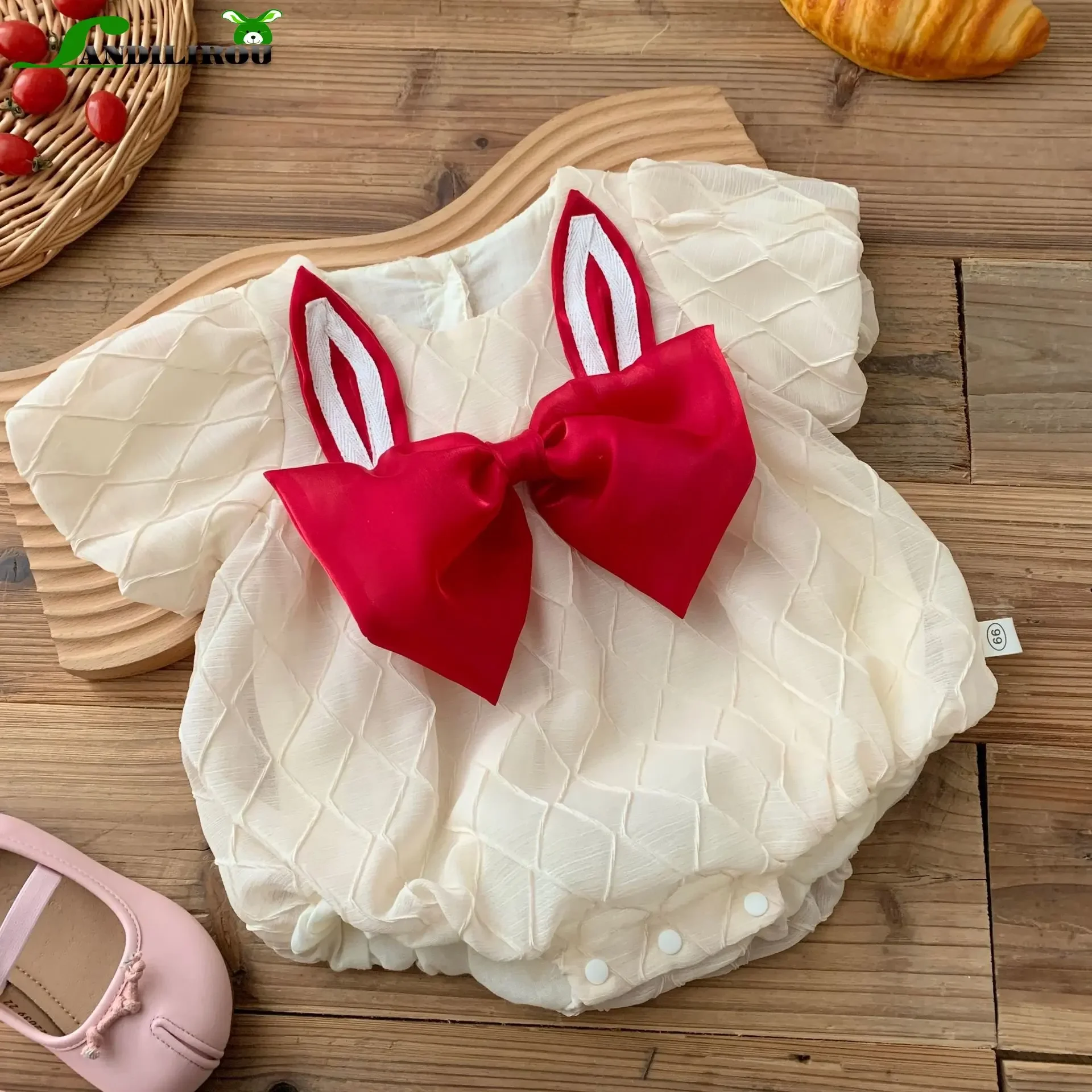 2024 0-2 Years Old Adorable Baby Bodysuit-Korean Style Short Sleeve with Butterfly Bow Bunny Ear Details for Infant Kids Girl