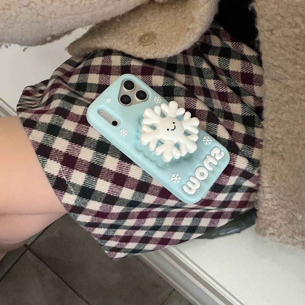 3D Schneeflocke Teleskop Halterung Telefon Fall Weiche Silikon Ständer Halter Abdeckung Für iPhone 17 16 Plus 16e 15 14 13 12 Pro Max – Detail 3