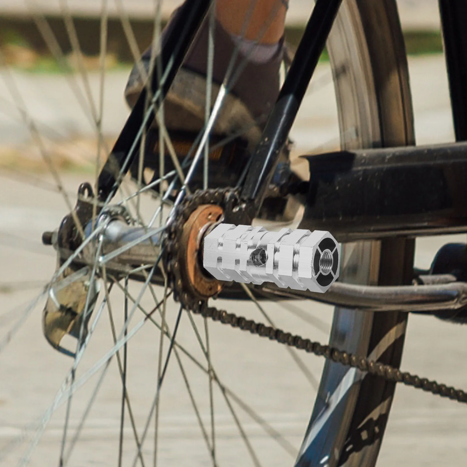 One Pair Bike Pegs Aluminum Alloy High Hardness Pedals Quick Release Seat Axle for Mountain Bike 9.5mm and 10mm